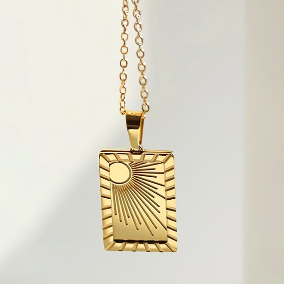 Sun Pendant Necklace 18K Gold Plated - Picture 4 of 9
